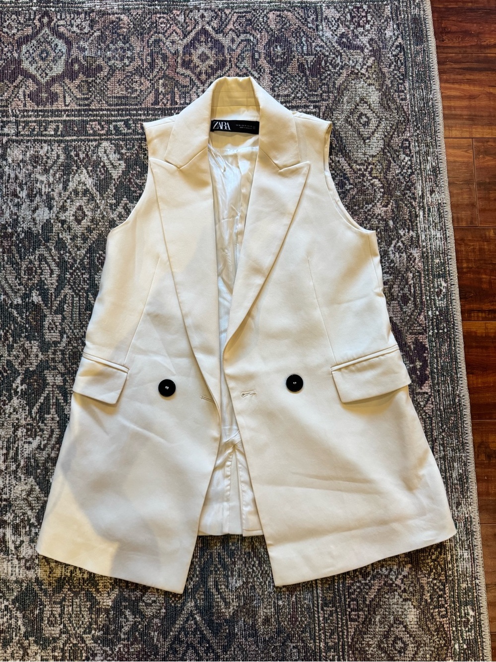 Zara Cream Sleeveless Double-Breasted Vest Blazer
